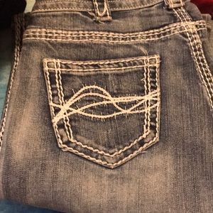 Cowgirl tuff jeans